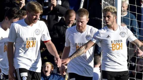 Ayr Uniteds Declan McDaid (left) celebrates scoring to make it 2-0