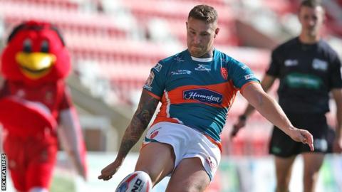 Ellis has scored 75 tries in his professional career