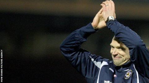 Warren Feeney celebrates