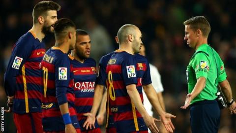 Van Basten says football can learn form other sports about player behaviour
