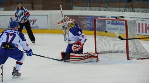 Italy beat GB