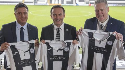 Kibble chief executive Jim Gillespie, St Mirren chairman Gordon Scott and SMISA chair and Paisley MSP George Adam