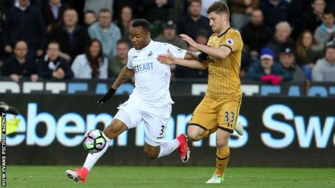 Jordan Ayew and Ben Davies