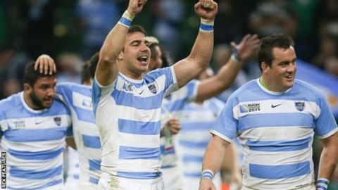 Argentina celebrating beating Ireland 43-20