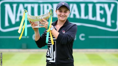 Barty holds up the Birmingham trophy