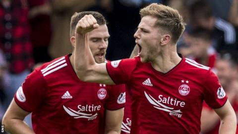 Aberdeen striker Bruce Anderson celebrates