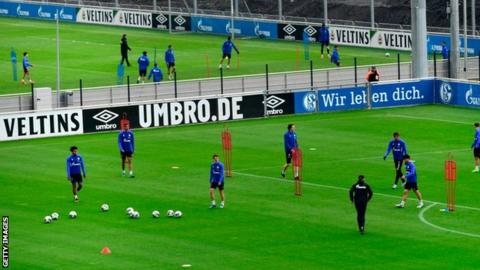 Schalke in training