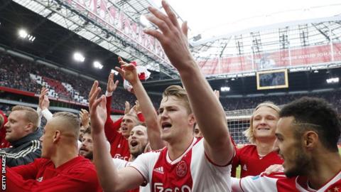 Ajax 4 1 Utrecht Hosts On Brink Of Eredivisie Title Bbc Sport