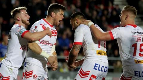 St Helens celebrate a try