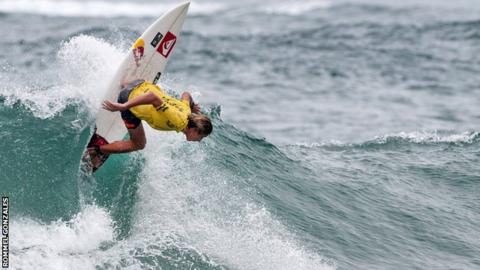 Surfer Leonardo Fioravanti