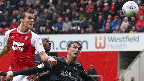 Sean Raggett header