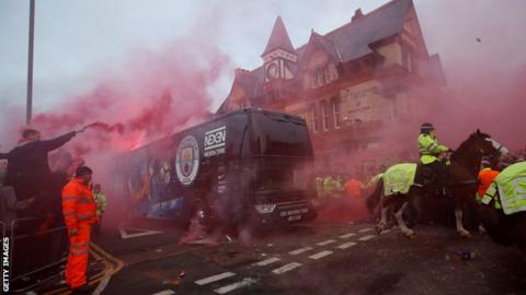 Manchester City bus