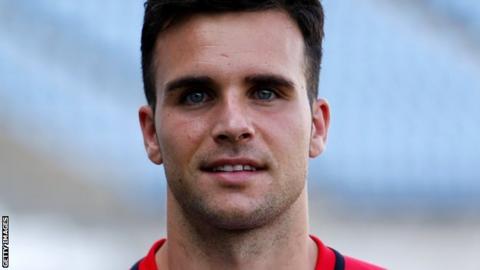 Alvaro Gimenez has been signed subject to international clearance