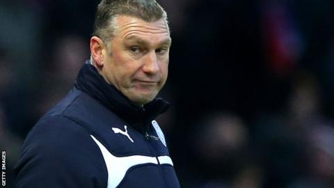 Nigel Pearson: Leicester boss's sacking linked to son's actions - BBC Sport