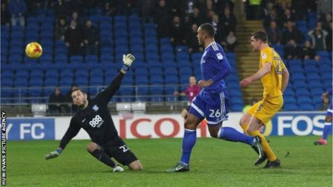 Kenneth Zohore scores