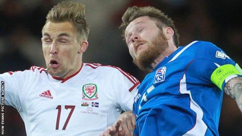 Jack Collison (left) and Aron Gunnarsson