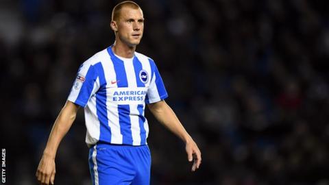 Steve Sidwell playing for Brighton