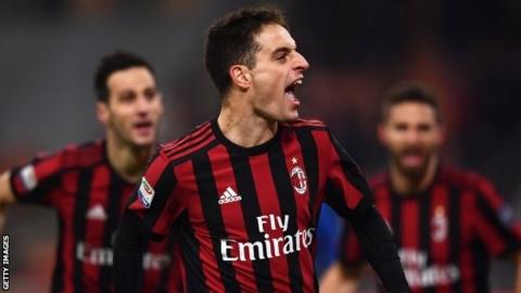 Giacomo Bonaventura celebrates