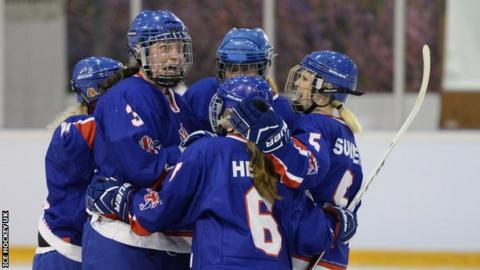 GB women ice hockey