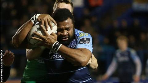 Manoa Vosawai scores for the Blues