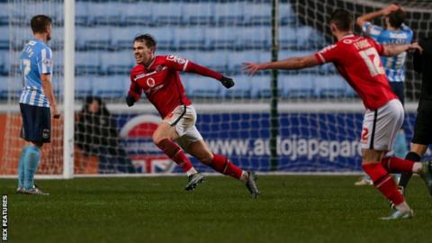 Tom Bradshaw