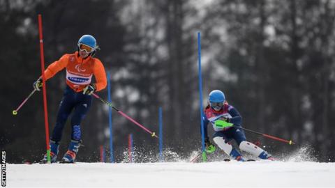 Menna Fitzpatrick and Jen Kehoe in action at the 2018 Paralympics