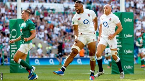Joe Cokanasiga scores against Ireland