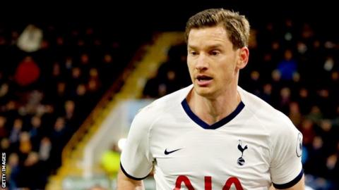 Jan Vertonghen: Family of Spurs defender held at knifepoint during burglary _111265688_gettyimages-1205899523