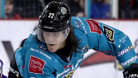 Kevin Raine scored twice for the table-topping Giants