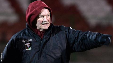 Ronnie McFall issues instructions at Glentoran training on Thursday night