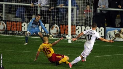 Jack Muldoon sealed victory for Fylde with his 77th-minute strike