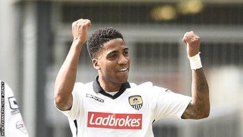 Genaro Snijders