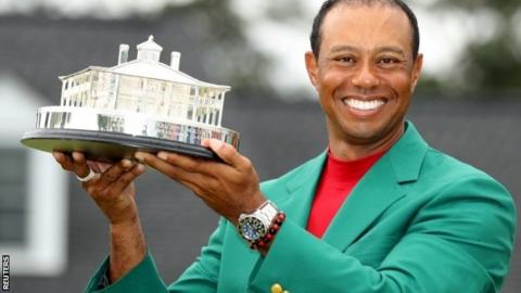 Tiger Woods with Masters trophy in 2019