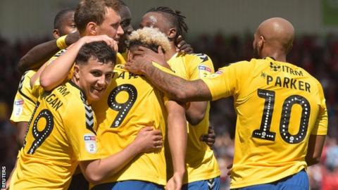 Lyle Taylor