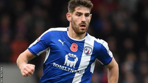 Ched Evans: Chesterfield striker signs 12-month contract extension - BBC Sport