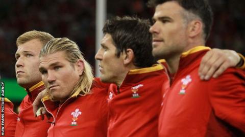 Richard Hibbard (second left), James Hook (second right) and Mike Phillips (right)