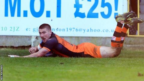 Castleford's Greg Minikin scored the opening try