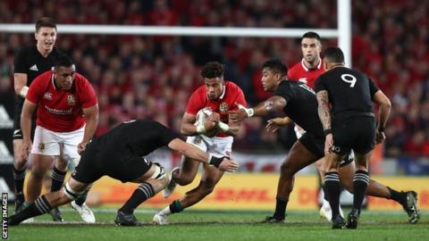 Anthony Watson playing for the Lions against New Zealand