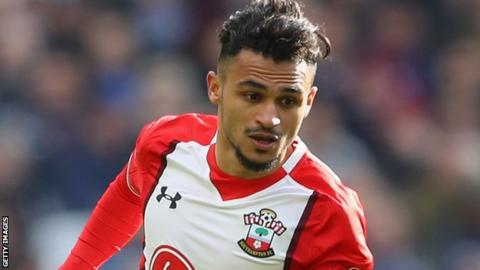 Sofiane Boufal in action for Southampton
