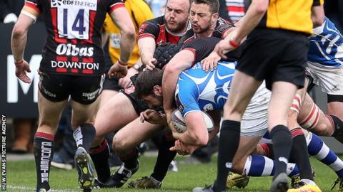 Charlie Davies scores a late try for the Dragons