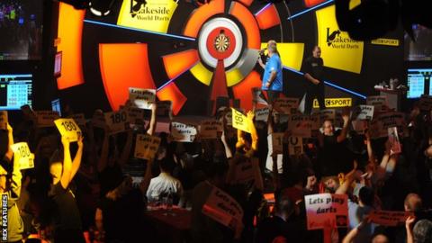 BDO darts Lakeside