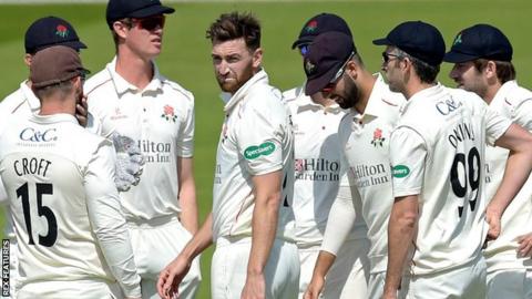 County Championship Richard Gleeson Excels For Lancashire Against