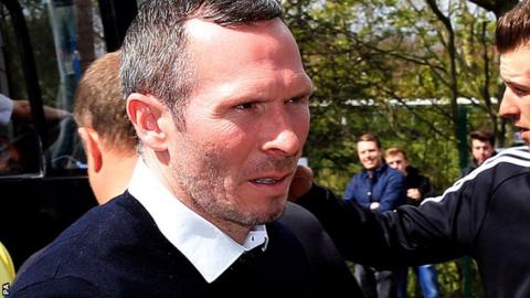 Oxford United manager Michael Appleton