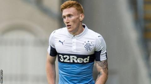 David Bates is to sign on permanently for Rangers