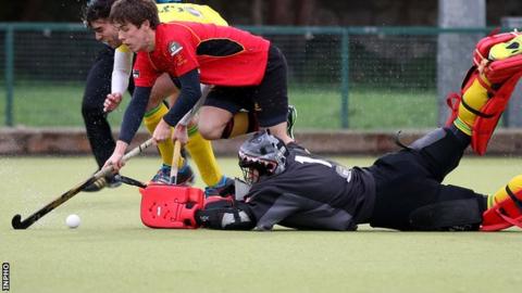 Banbridge's Jamie Wright attempts to beat Railway Union goalkeeper Stephen O'Keefe