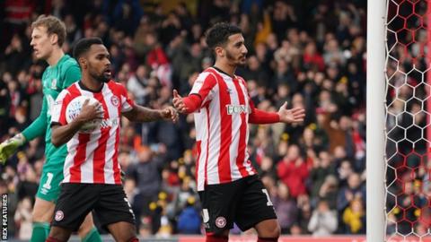 Said Benrahma (right) celebrates his goal for Brentford