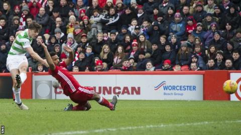 Kieran Tierney slams home Celtic's second goal