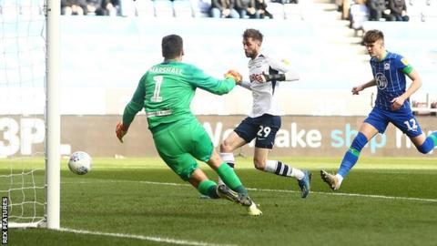 Tom Barkhuizen goal