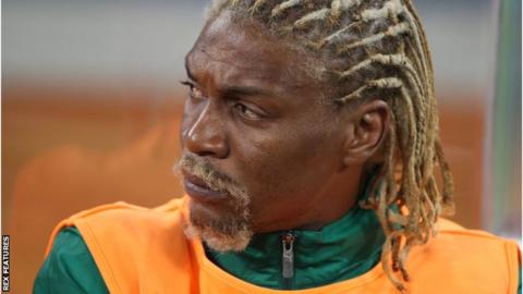Rigobert Song