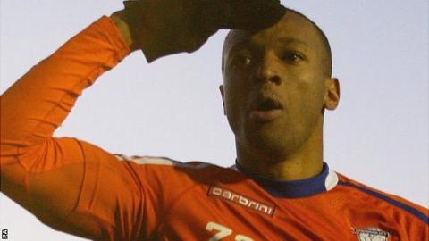 Wes Thomas